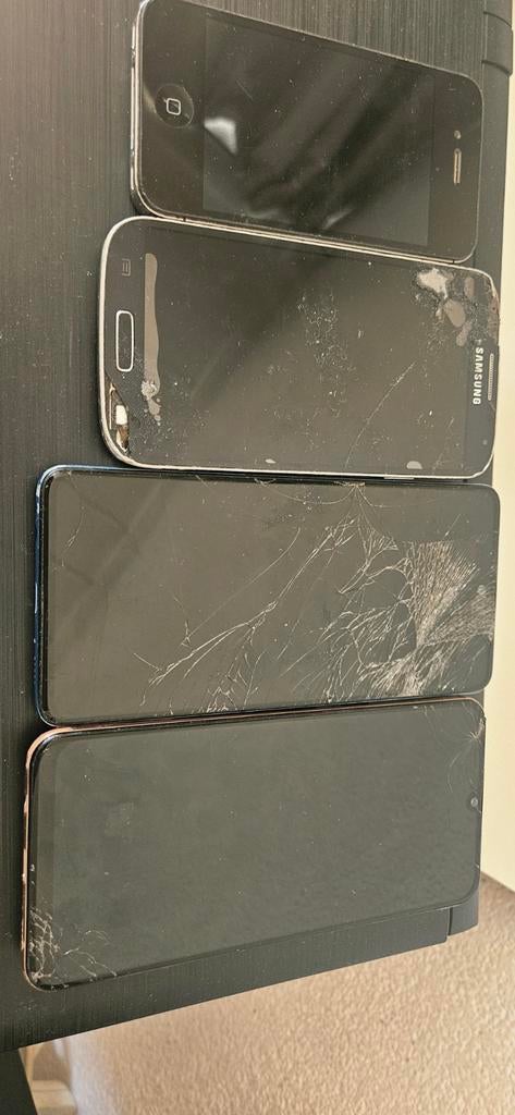 Defecte smartphones, geen laders bij inbegrepen., Telecommunicatie, Mobiele telefoons | Samsung, 64 GB, Ophalen of Verzenden, Zwart