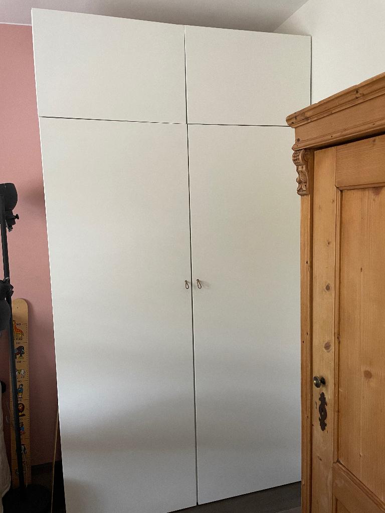 Grote witte legkast, Huis en Inrichting, Kasten | Kledingkasten, Ophalen, Met deur(en), 100 tot 150 cm, 200 cm of meer