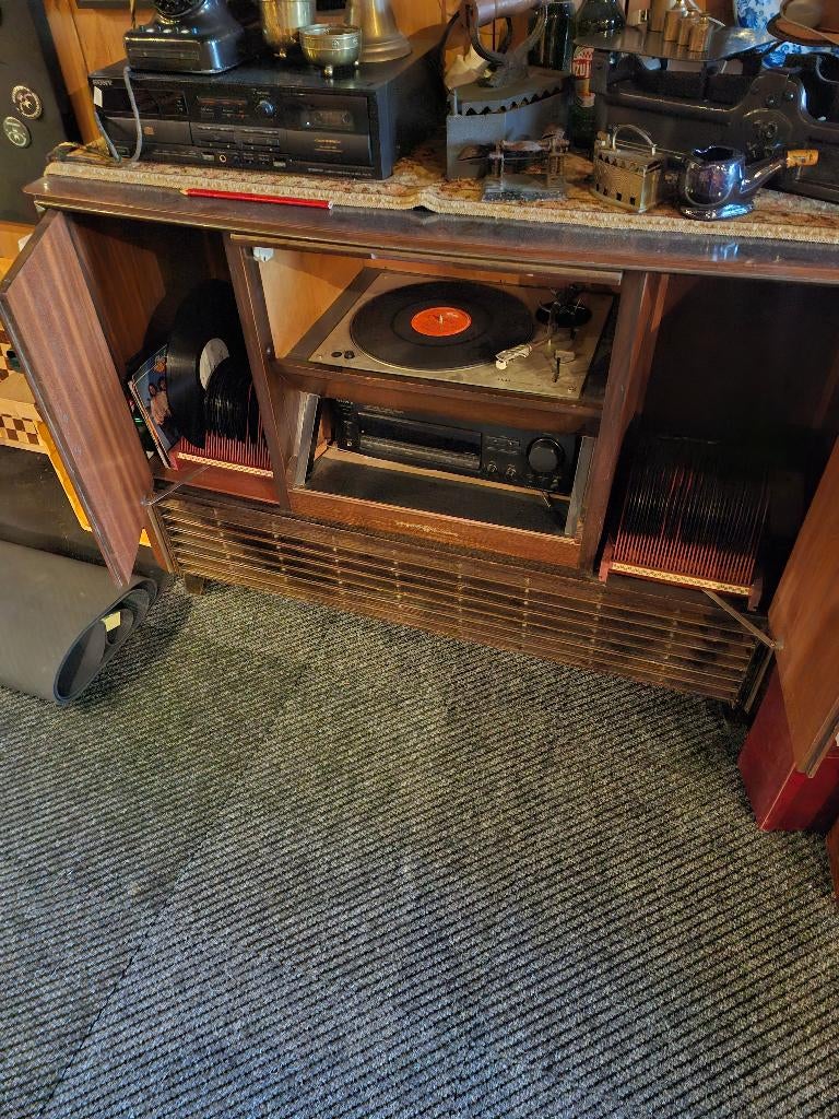 Antieke radio platenspeler, Antiek en Kunst, Antiek | Tv's en Audio, Ophalen of Verzenden