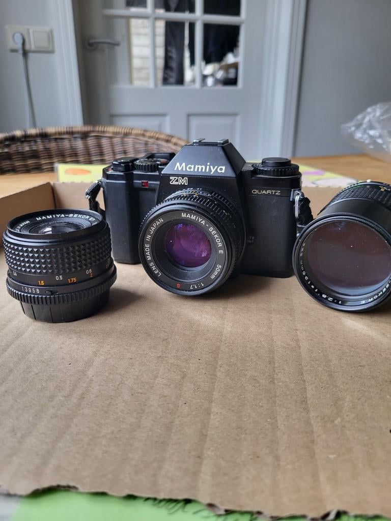 MAMIYA ZM QUARTZ met drie lenzen., Ophalen of Verzenden, Spiegelreflex, Overige Merken