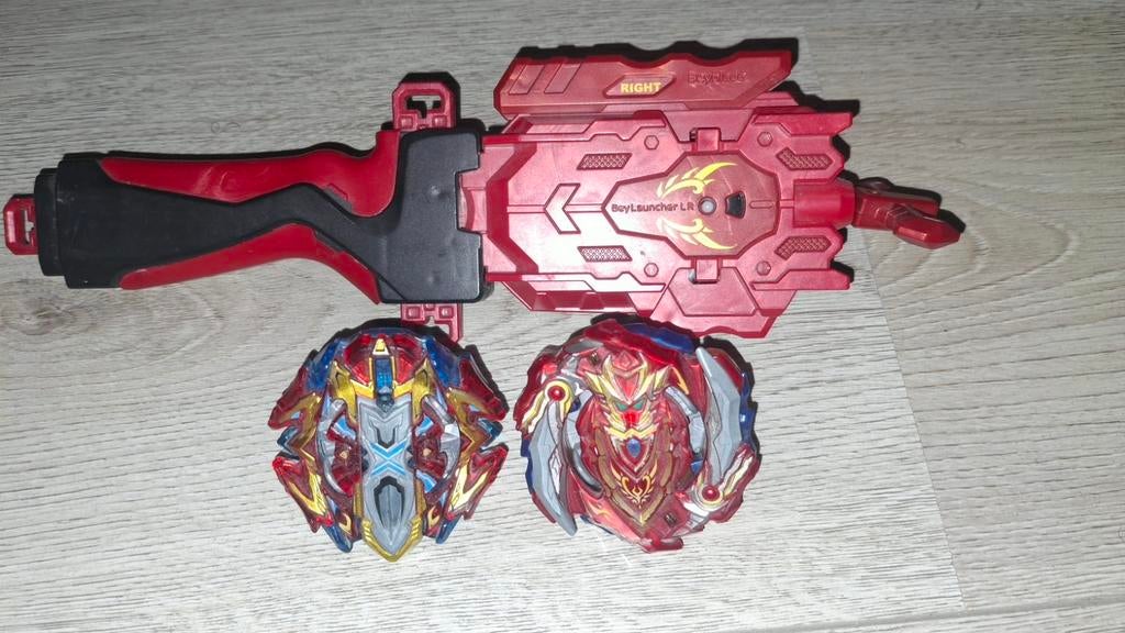 Originele Takara Tomy Beyblade set Cho-Z Achilles + Xcalius, Ophalen of Verzenden, Gebruikt