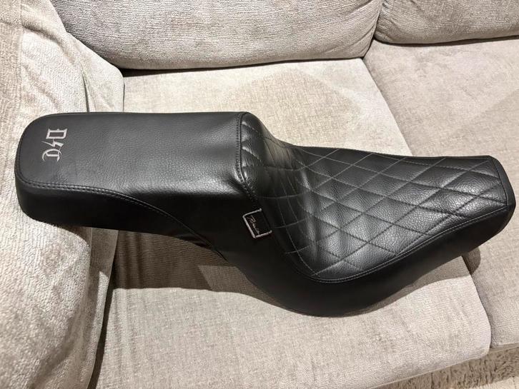 Harley davidson low roder m8 zadel, Motoren, Onderdelen | Harley-Davidson, Ophalen of Verzenden