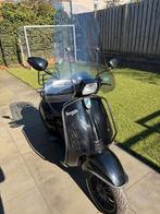 Vespa Sprint - Zwart - Hoge Windscherm - Nette staat, Fietsen en Brommers, Scooters | Vespa, Gebruikt, Vespa S, Ophalen of Verzenden