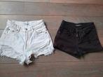 2 korte broeken van Zara en Amy & Ivy, maat XXS, maat 32., Kleding | Dames, Overige kleuren, Zara, Ophalen of Verzenden, Zo goed als nieuw