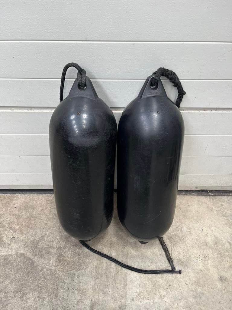 Twee stootwilgen, Watersport en Boten, Accessoires en Onderhoud, Ophalen of Verzenden, Zo goed als nieuw, Overige typen