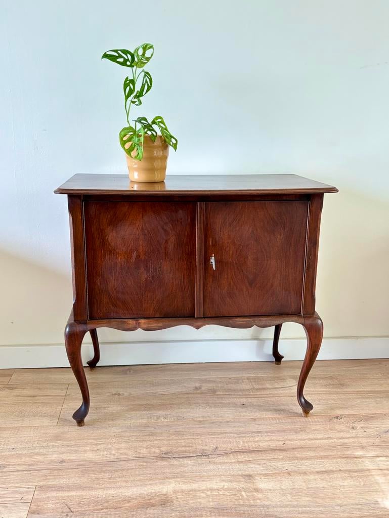 Vintage Queen Anne kastje mahonie (71x41x65), Antiek en Kunst, Curiosa en Brocante, Ophalen