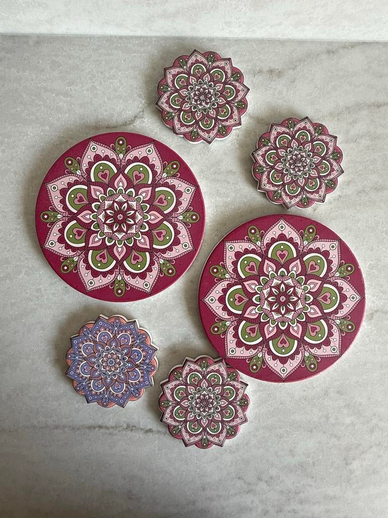 Kleurrijke onderzetters in Sissyboy stijl, Ophalen of Verzenden, Gebruikt, Glas of Kopje