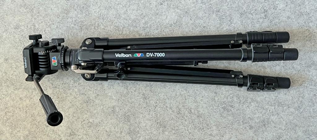 video/fotostatief Velbon DV 7000 met panoramische kop, Zo goed als nieuw, 150 tot 175 cm, Met balhoofd, Ophalen of Verzenden