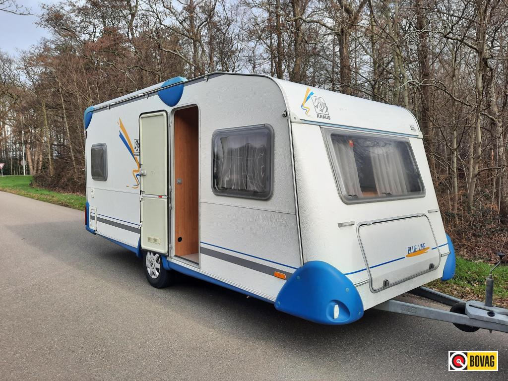 Knaus Blue Line 450 FU, Caravans en Kamperen, Caravans, tot en met 4, 1000 - 1250 kg, Knaus, 4 tot 5 meter