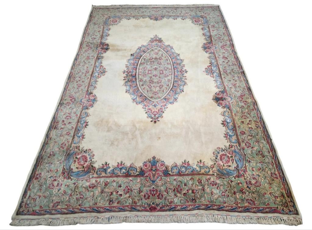 Handgeknoopt Perzisch wol Kirman tapijt medallion 205x315cm, Crème, Gebruikt, Klassiek, Vintage, Perzisch, Onbekend
