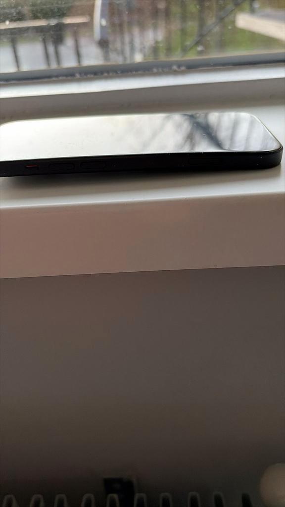 iPhone 15  128 gig, Telecommunicatie, Mobiele telefoons | Apple iPhone, Zo goed als nieuw, 128 GB, iPhone 15, Zwart, Ophalen of Verzenden