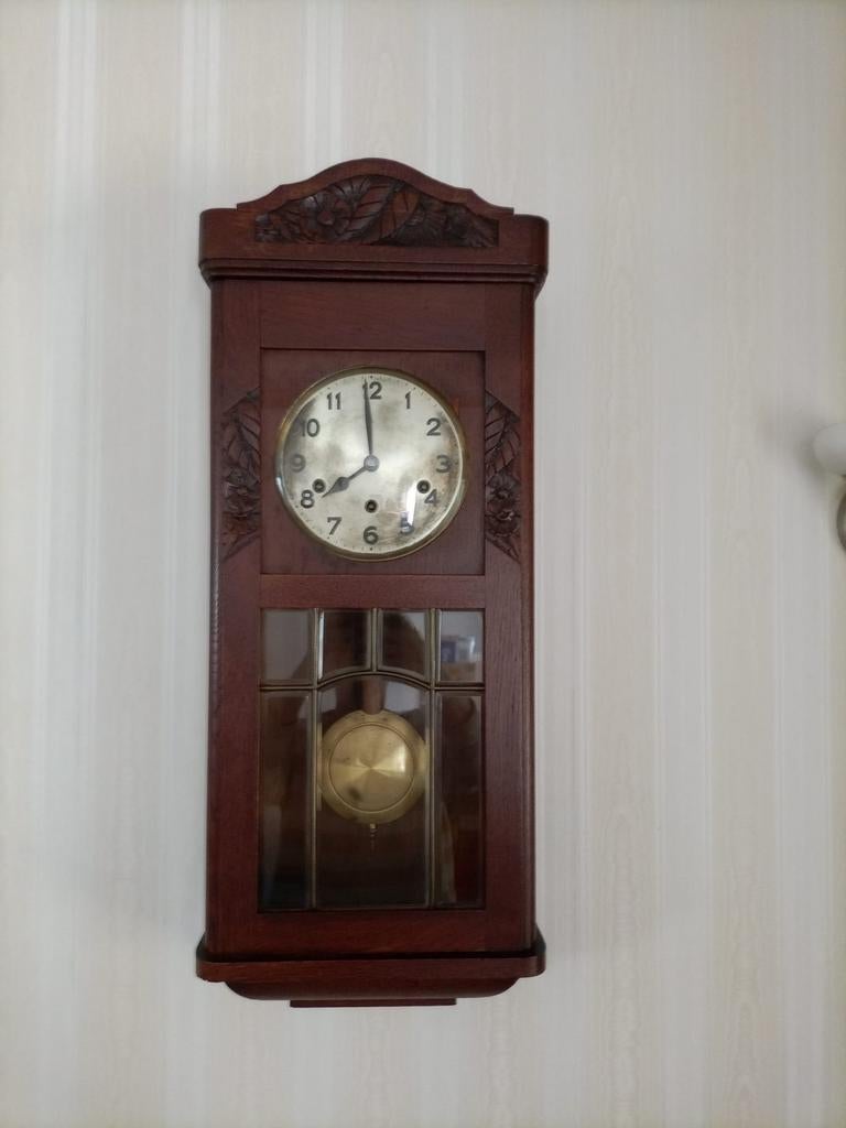 Junghans klok, opdraaibaar, Ophalen