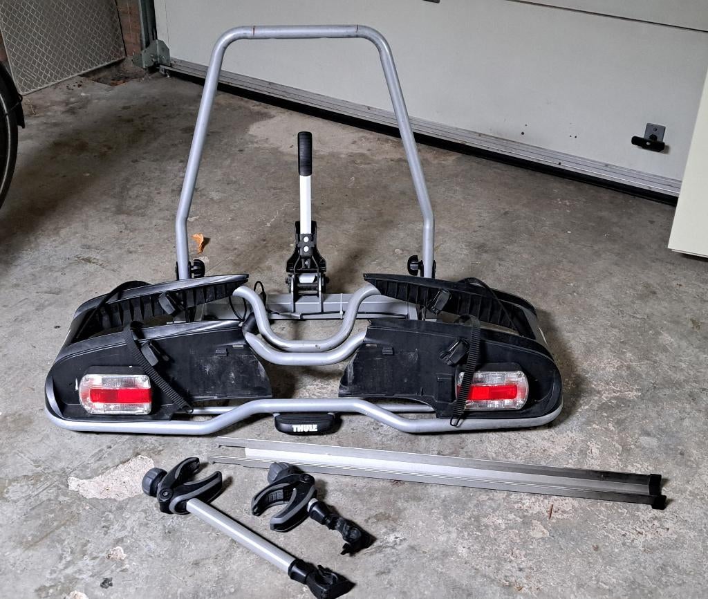 Thule Fietsdrager, Ophalen, Gebruikt, 2 fietsen, Trekhaakdrager