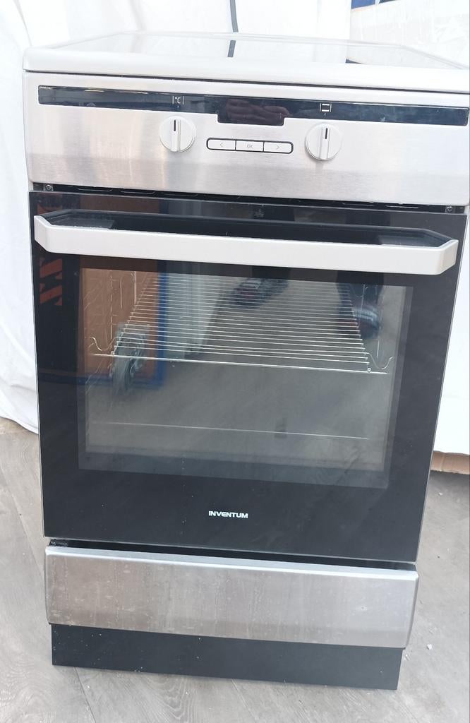Inventum 15042 RVS Inductie Fornuis 50 cm breed! Zeer schoon, Ophalen, 4 kookzones, Zo goed als nieuw, Inductie