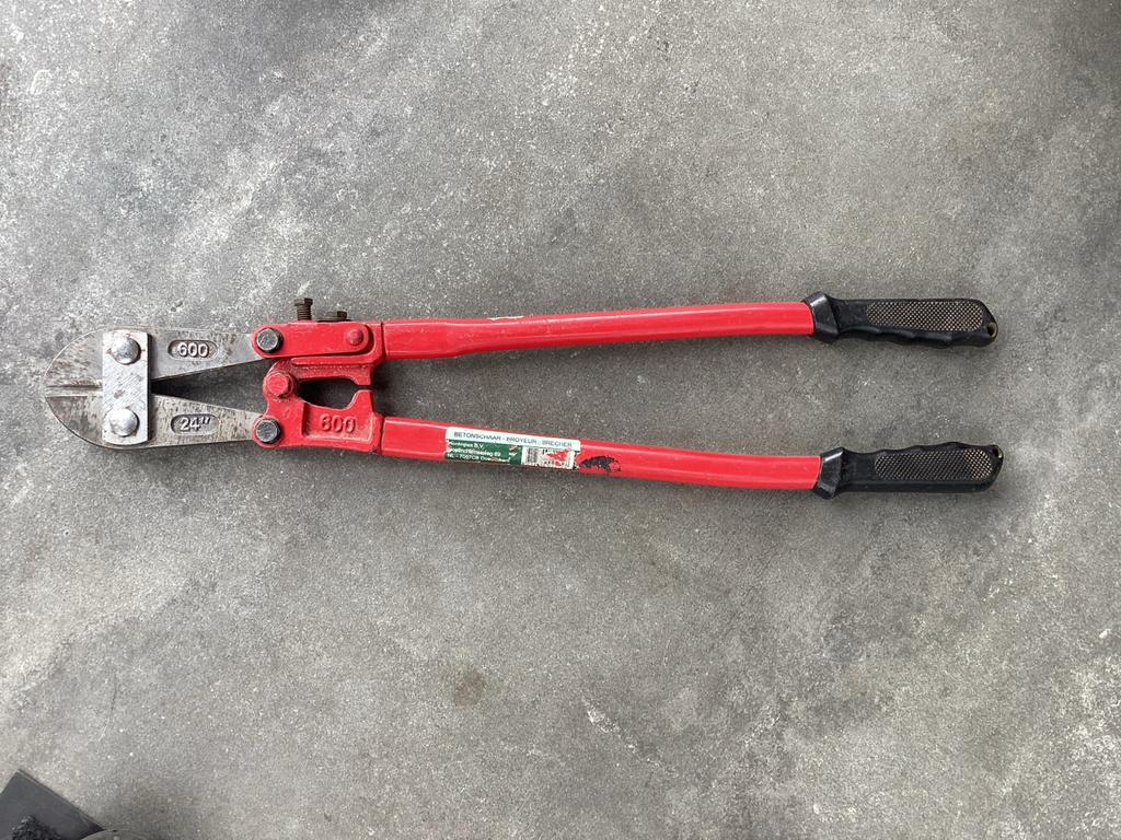 Betonschaar 600/24'', Ophalen of Verzenden, Gebruikt