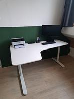In hoogte verstelbaar bureau (Ikea Bekant), Huis en Inrichting, Bureaus, Ophalen of Verzenden, In hoogte verstelbaar, Zo goed als nieuw