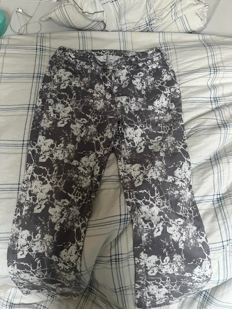 Baggy jeans met patroon, Ophalen of Verzenden, Zo goed als nieuw, Blauw, W32 (confectie 46) of kleiner