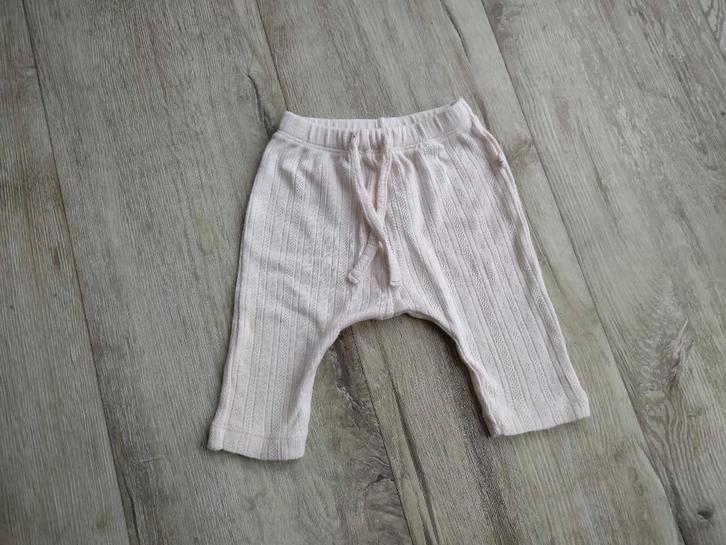 Prachtig nieuw wit, ecru broekje Lil Atelier, maat 56., Kinderen en Baby's, Babykleding | Maat 56, Nieuw, Jongetje of Meisje, Broekje
