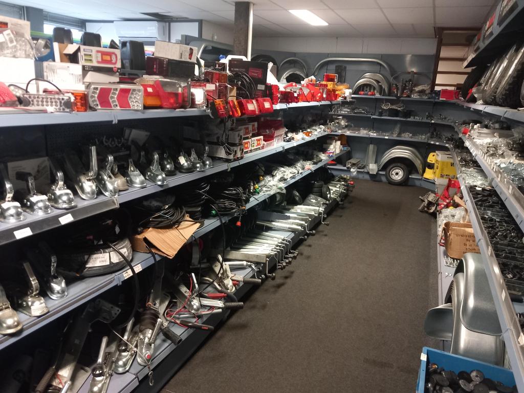 de goedkoopste klusbak, Nieuw