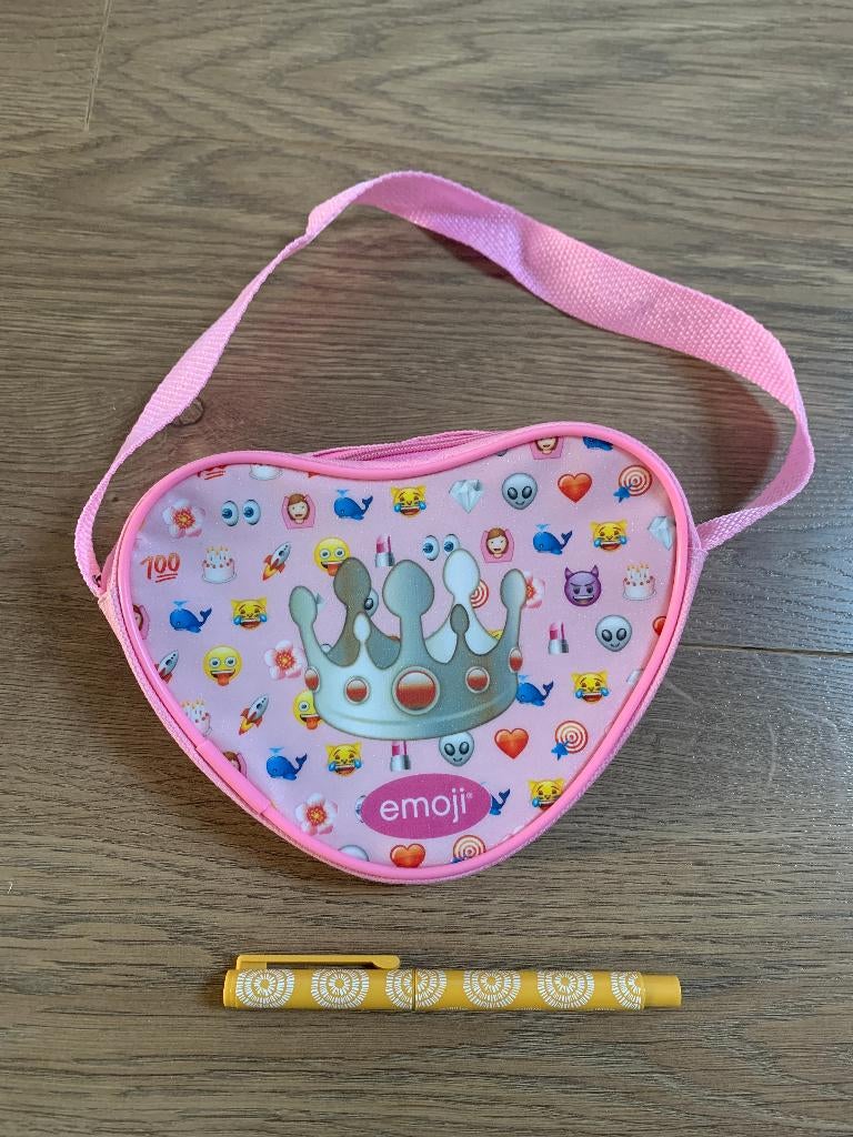 Roze Emoji tasje in hartvorm met rits, Kinderen en Baby's, Kindermode-accessoires, Ophalen of Verzenden, Zo goed als nieuw, Emoji