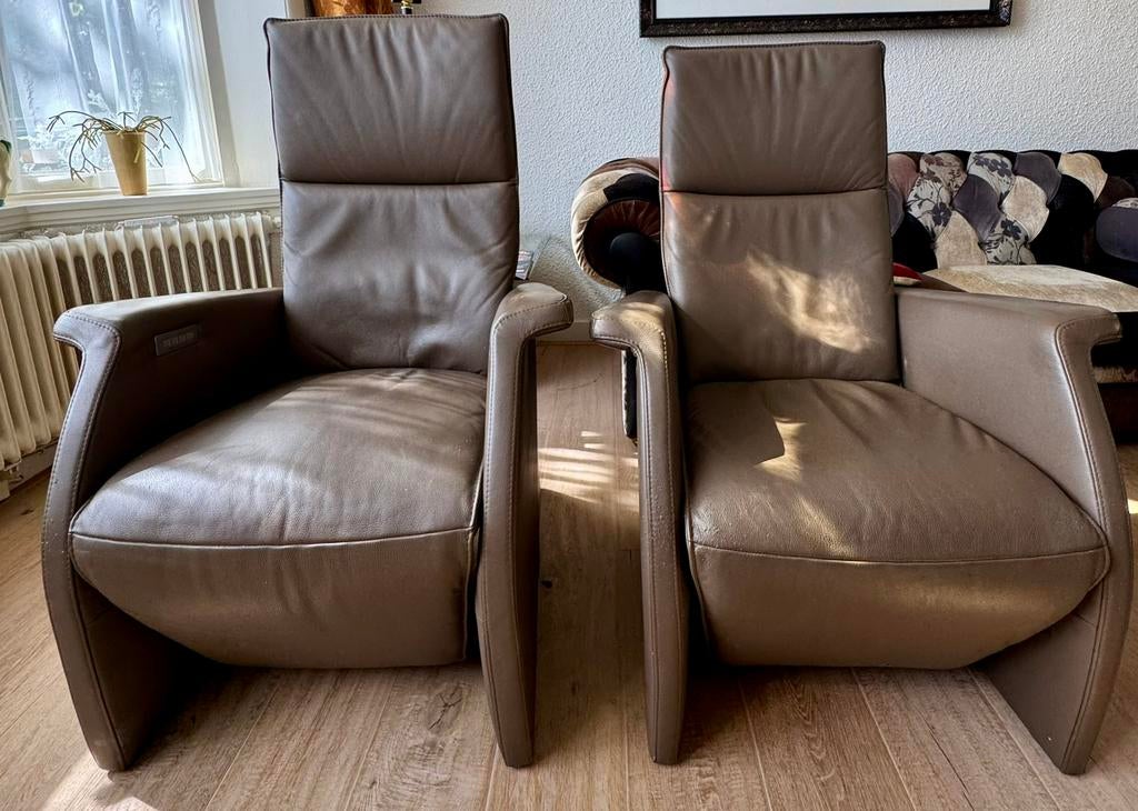 Luxe lederen relaxfauteuil, “medium”, elektrische bediening, Ophalen, Zowel modern als klassiek, Gebruikt, 75 tot 100 cm
