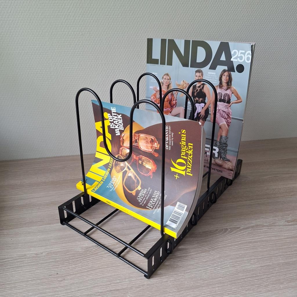 Zwart metalen tijdschriftenrek / LP / deksel / pannen rek, Ophalen of Verzenden, Zo goed als nieuw