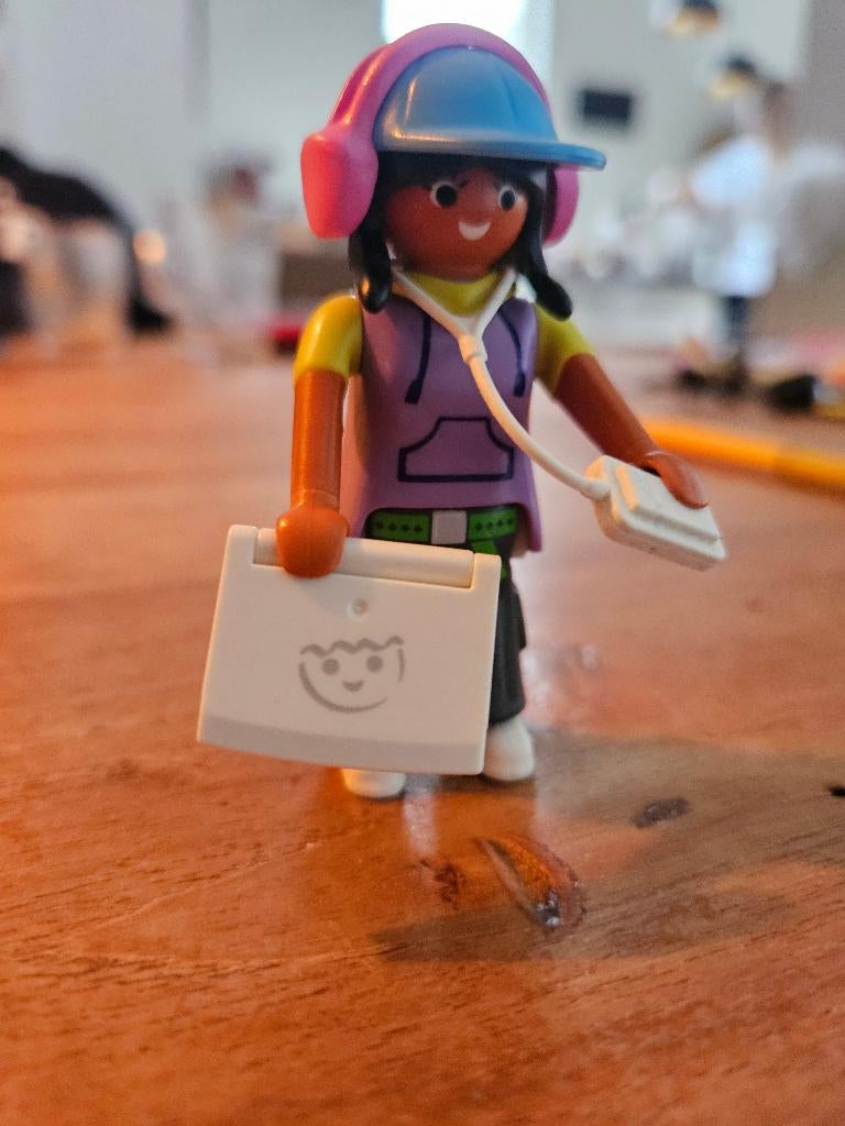 Playmobil Multimedia tiener/meisje 6828, Kinderen en Baby's, Speelgoed | Playmobil, Ophalen of Verzenden, Zo goed als nieuw, Complete set