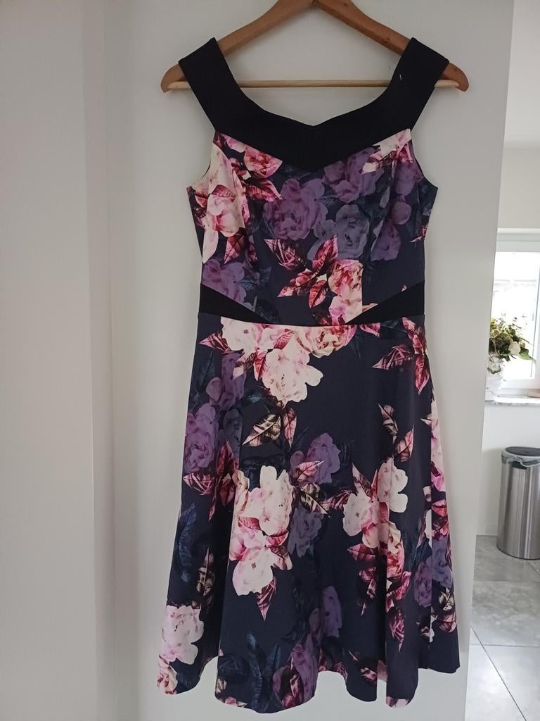 Steps jurk maat 34 nieuw, Kleding | Dames, Jurken, Overige kleuren, Nieuw, Ophalen of Verzenden, Steps