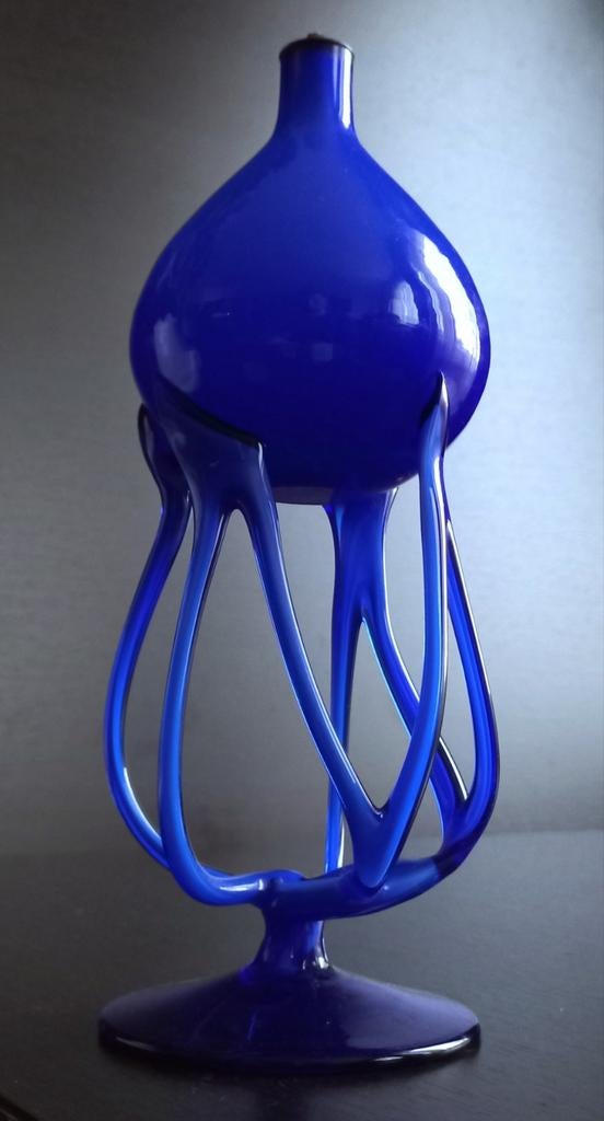 Vintage Jozefina Krosno Art Glass Bowl: Blue Cobalt Octopus, Antiek en Kunst, Antiek | Glas en Kristal, Ophalen of Verzenden