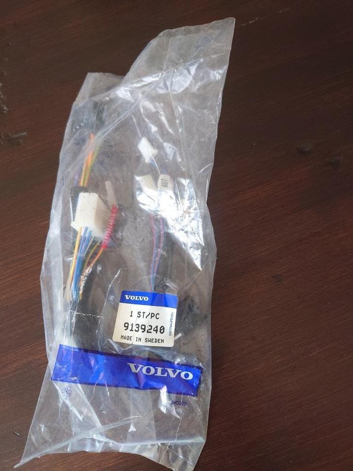 Volvo 240 Cruise Control kabelboom NOS! PN 9139240, Auto-onderdelen, Elektronica en Kabels, Volvo, Nieuw, Ophalen
