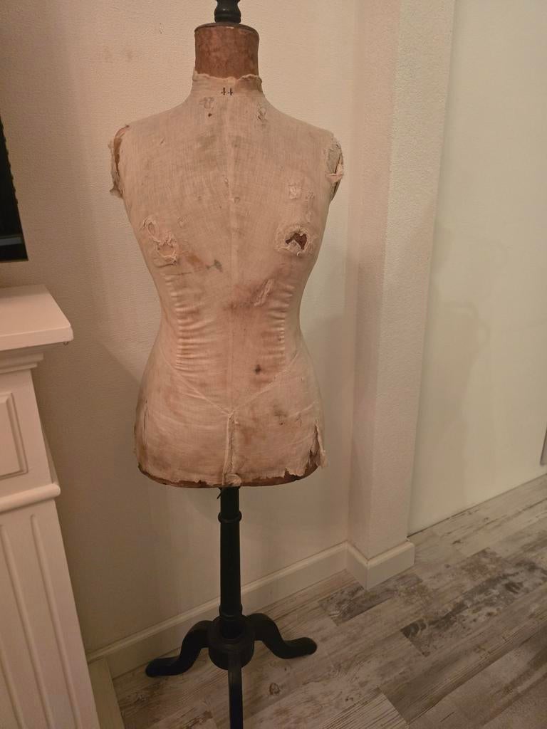 Brocante oude paspop, Ophalen