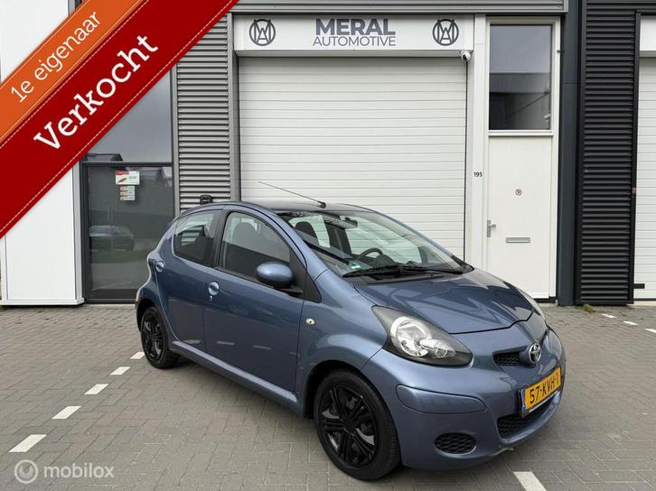 Toyota Aygo 1.0-12V Comfort 5Drs Airco NAP APK maart 2027, Auto's, Toyota, Bedrijf, Aygo, ABS, Airbags, Airconditioning, Centrale vergrendeling