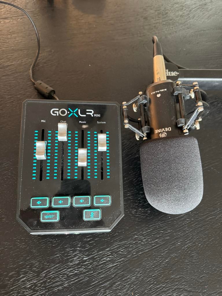 GoXLR Mini, Devine microfoon en Blue Yeti boom arm, Muziek en Instrumenten, Mengpanelen, Ophalen of Verzenden, Zo goed als nieuw