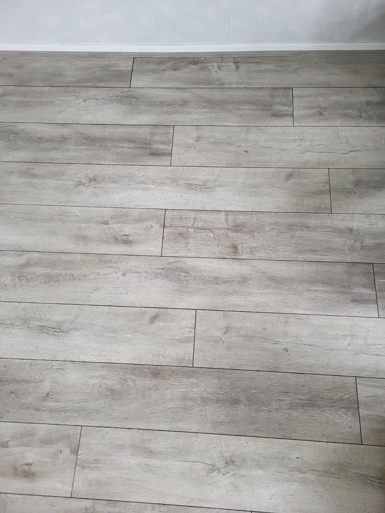 Mooie laminaat vloer, Ophalen, 50 tot 150 cm, 10 m² of meer, 10 tot 30 cm