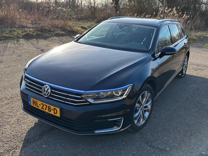 Volkswagen Passat 1.4 TSI GTE 218pk 6-DSG 2015 - FULL OPT., Auto's, Volkswagen, Particulier, Passat, 360° camera, ABS, Achteruitrijcamera