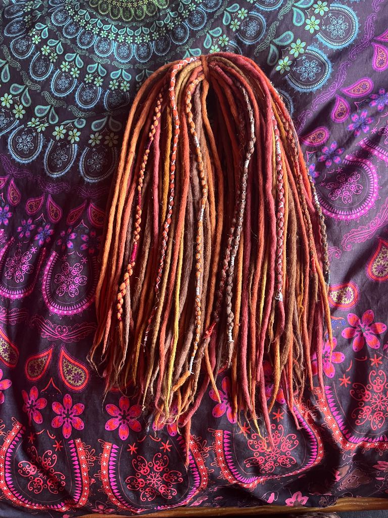 Nieuwe wol dread set van 65 dubbele dreads nu 195€, Sieraden, Tassen en Uiterlijk, Uiterlijk | Haarverzorging, Ophalen of Verzenden