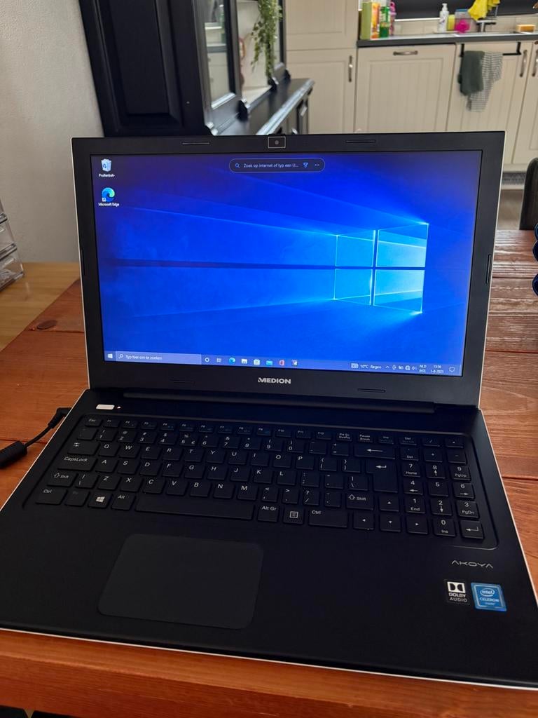 Medion Laptop, Ophalen of Verzenden, Zo goed als nieuw, 15 inch, 2 tot 3 Ghz