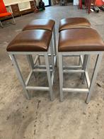 Barkrukken, Huis en Inrichting, Barkrukken, 2 krukken, Ophalen, Zo goed als nieuw, 60 tot 90 cm