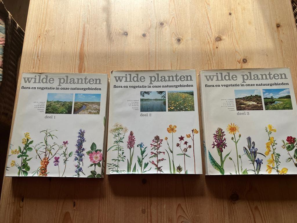 ‘Wilde Planten’, Gelezen, Diverse auteurs, Ophalen of Verzenden, Natuurwetenschap