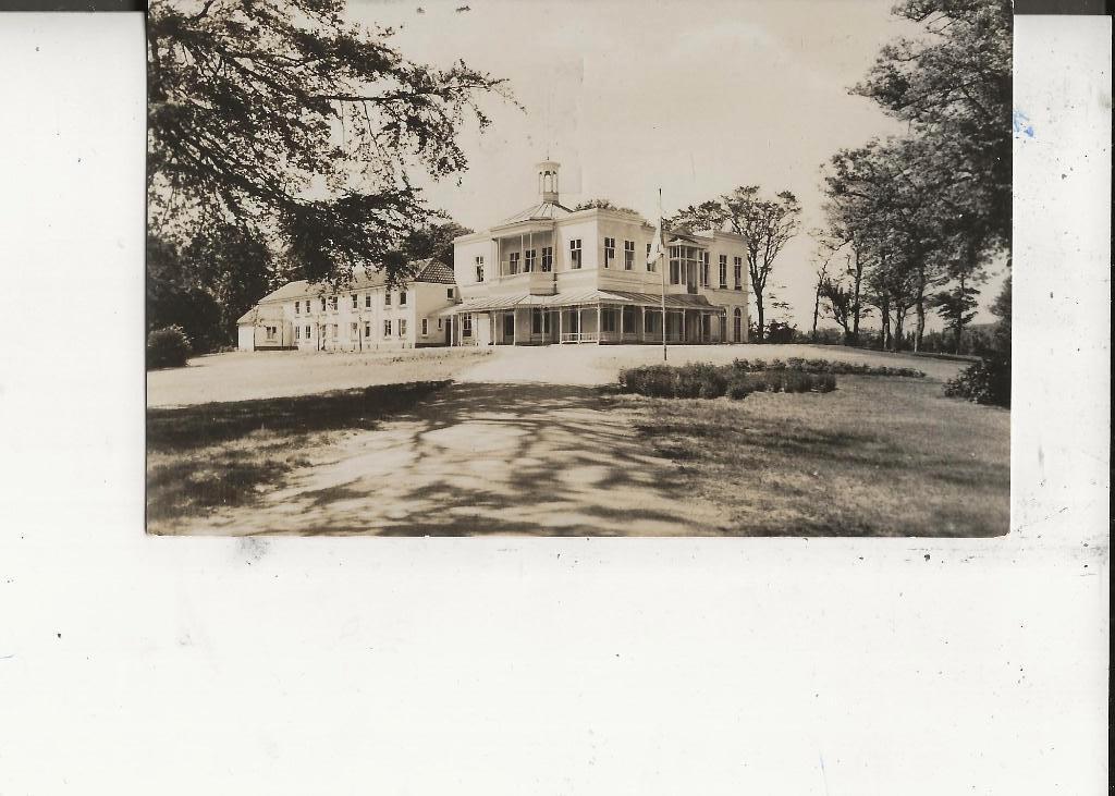 Loosduinen Jeugdherberg Ockenburgh met vlag 19-7-1952, Ophalen of Verzenden, 1940 tot 1960, Gelopen, Zuid-Holland