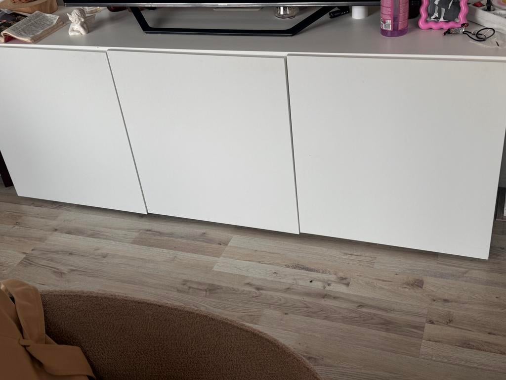 Ikea tv meubel 2023, Huis en Inrichting, Kasten | Dressoirs, Ophalen of Verzenden, Zo goed als nieuw, 25 tot 50 cm