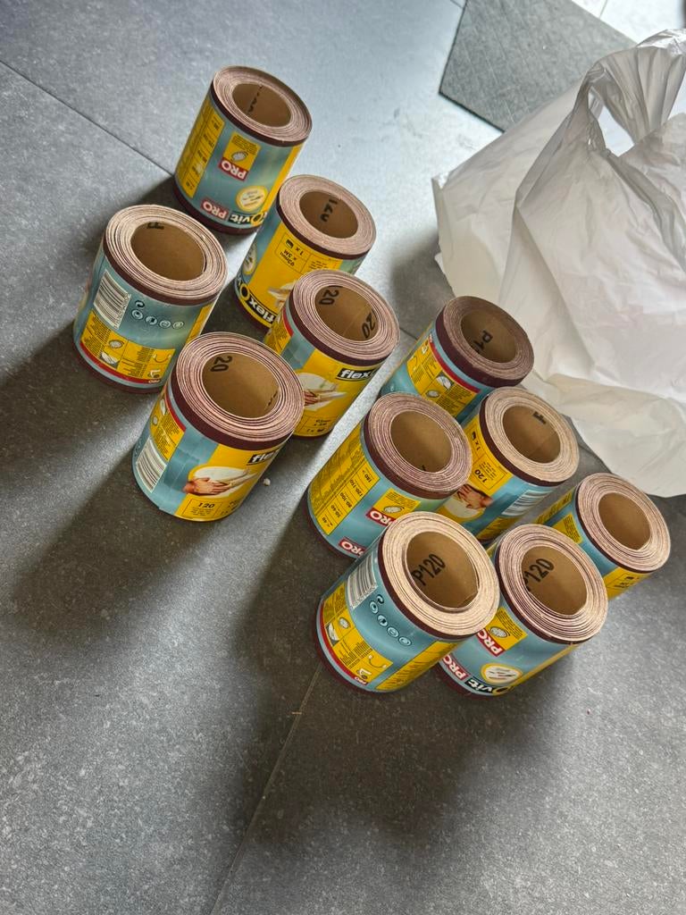 11 rollen schuurpapier korrel 120 (55meter), Ophalen of Verzenden, Zo goed als nieuw, Overige typen