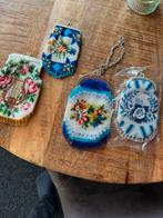 Vier nieuwe handgemaakte kralen tasjes, Ophalen, Nieuw