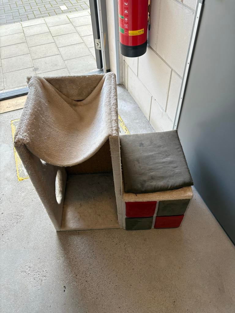 Katten ligplek, Dieren en Toebehoren, Katten-accessoires, Ophalen, Gebruikt