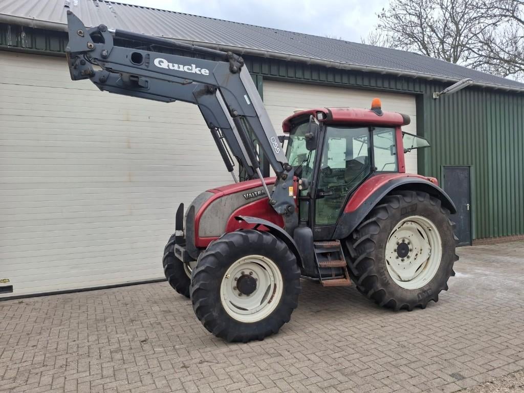 Valtra C100 met voorlader, Zakelijke goederen, Agrarisch | Tractoren, 80 tot 120 Pk, Gebruikt, 5000 tot 7500, Ophalen