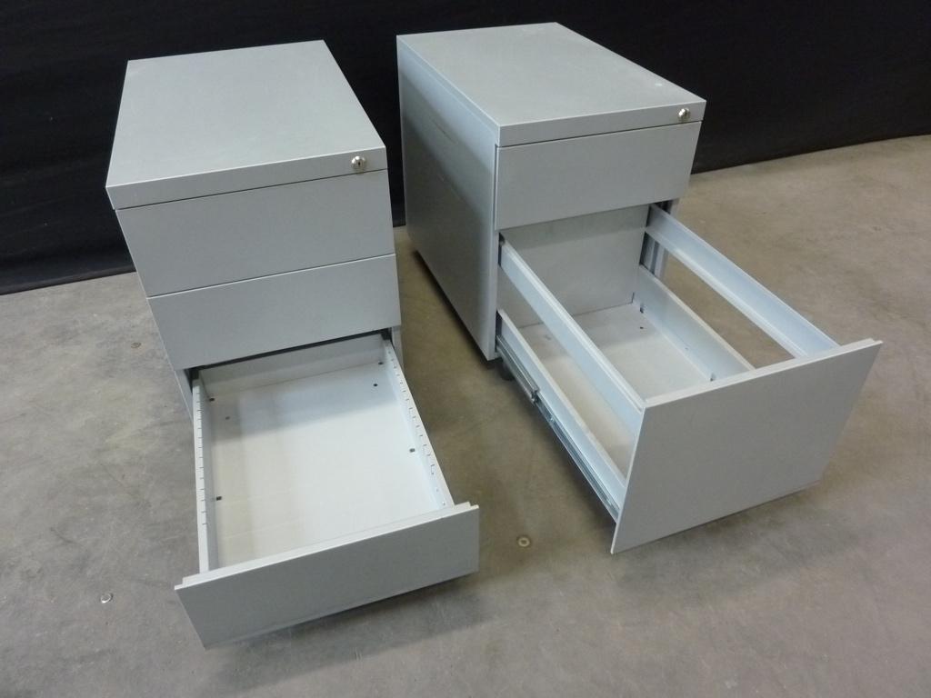 stalen ladeblok / verrijdbare ladekast met 2 en 3 lades, Ophalen, Minder dan 50 cm, Handelsonderneming Hendriksen, 3 of 4 laden