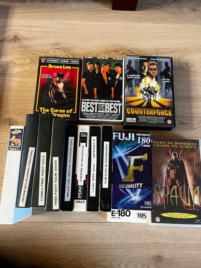 Vhs diverde videobanden, Alle leeftijden, Ophalen of Verzenden, Zo goed als nieuw, Overige genres