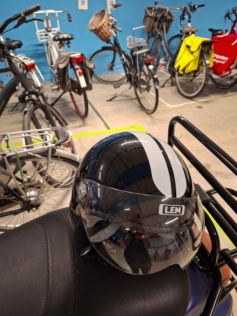 LEM Scooterhelm Zwart/Wit -  nieuw, Ophalen, Nieuw, Medium, LEM