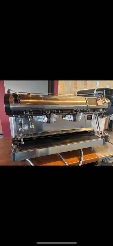 Nuova Simonelli Aurelia II Digit 2-groeps Espressomachine, Witgoed en Apparatuur, Koffiezetapparaten, Gebruikt, Espresso apparaat