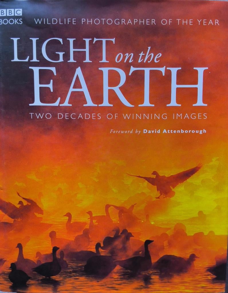 Light on the Earth, Boeken, Natuur, Ophalen of Verzenden, Nieuw, Overige onderwerpen